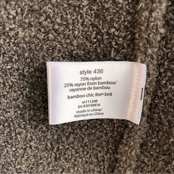 BAREFOOT DREAMS Bamboo Chic Lite Cardigan Sweater Size XS - Picture 7 of 8